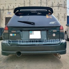 Mid Spoiler on the trunk