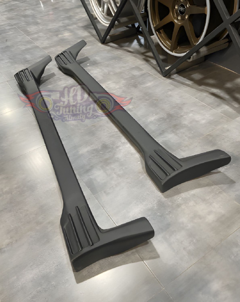 Side skirts