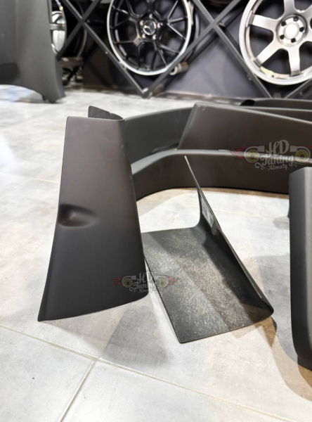 Fender flares +100mm (PRIMED)