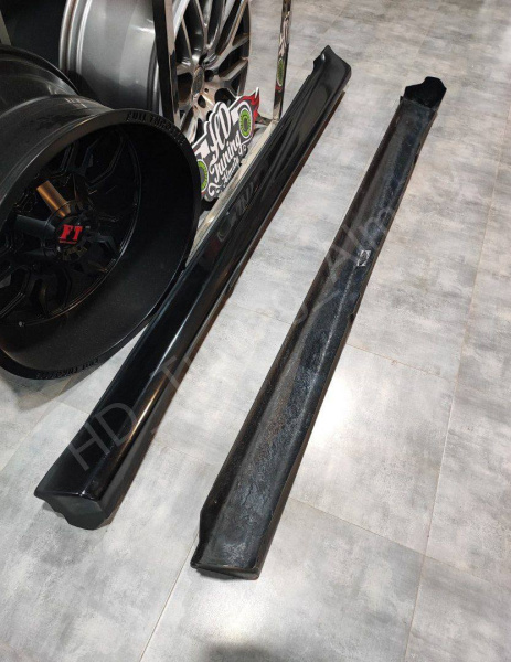 Side skirts Aero PreFacelift 