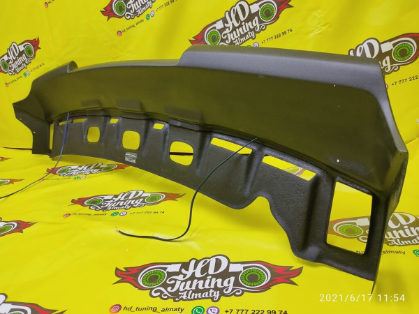Visor on the roof  with LIGHTS (painting)