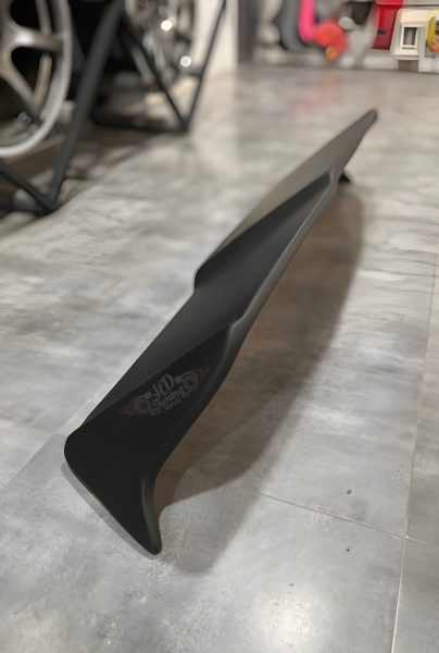 Top spoiler STI wagon