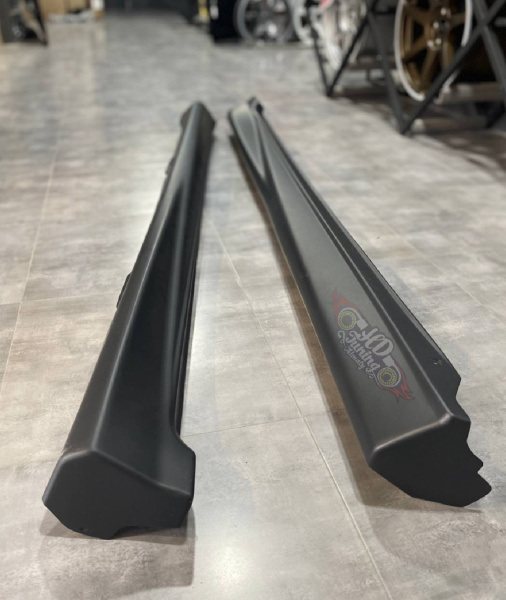 Side skirts Aero Facelift 