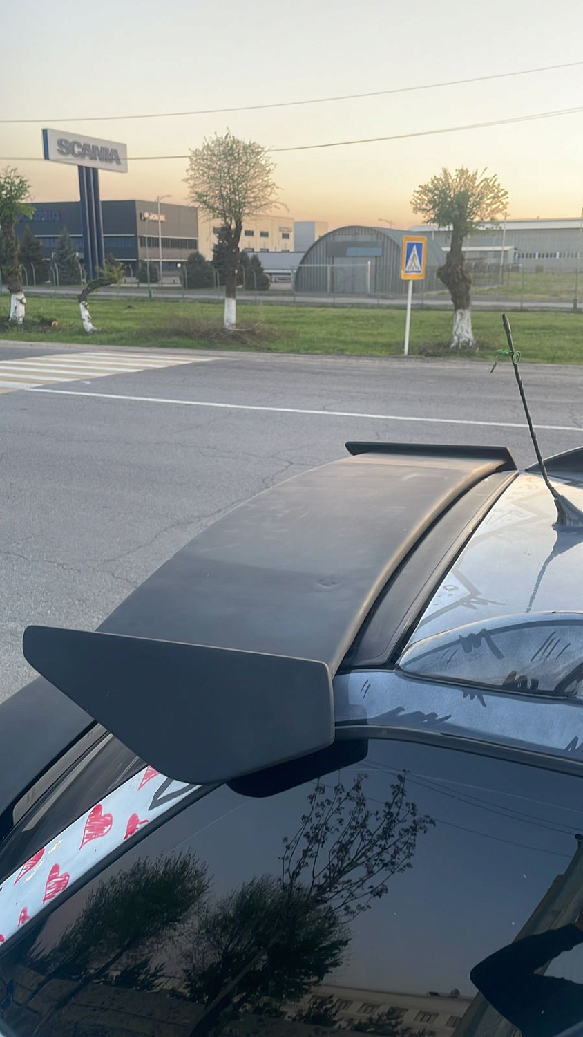 Top Spoiler CUSTOM