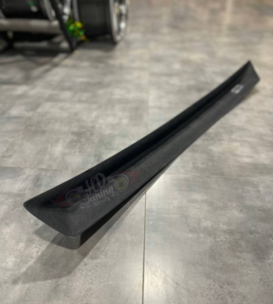 Mid spoiler prefacelift 