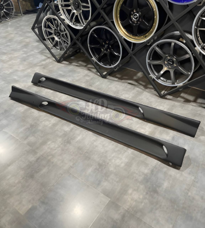 Side skirts ChargeSpeed