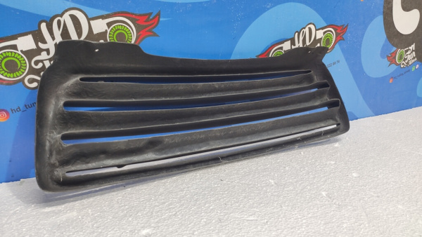 Grille TommyKaira PreFacelift