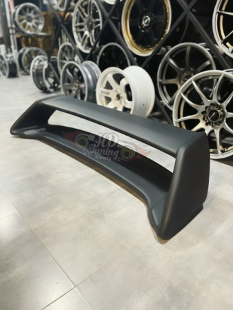 Spoiler STI v6  