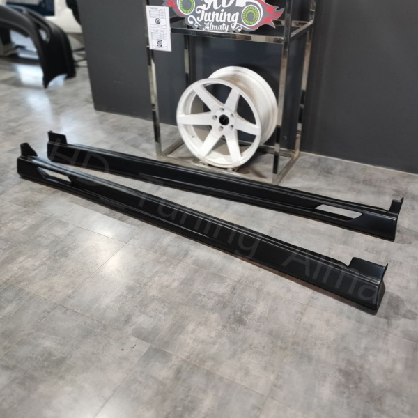 Side skirts Cwest  