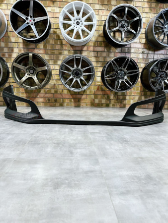 Front lip STI Facelift