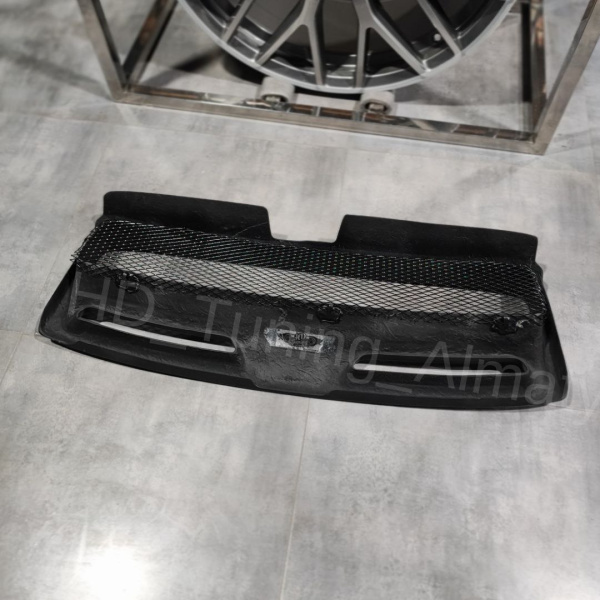 Grille PreFacelift CrossSport