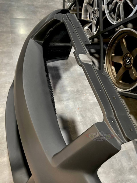 Front bumper ChargeSpeed