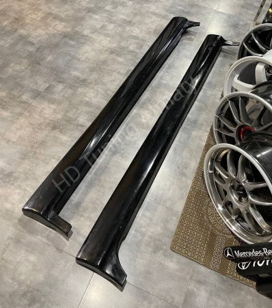 Side skirts Trial 