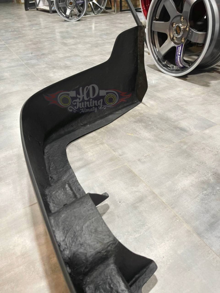 Rear LIP CrosSports 