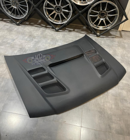 Hood ChargeSpeed prefacelift