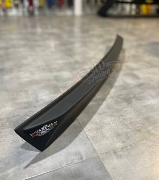 Mid spoiler prefacelift 