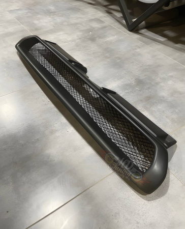 Radiator grille STI style  