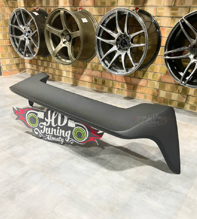Top spoiler HD_Tuning 