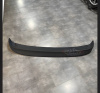 Spoiler Syms sedan