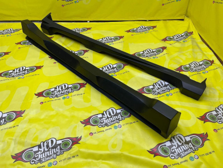 Side skirts HDTuning for HUMMER H3 